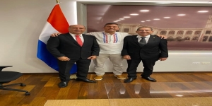 Reunión clave en la capital: Intendente y diputado se reunieron con el presidente Santiago Peña