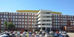 ¿Feriado por la Albirroja? Más de 30 cirugías podrían ser reagendadas en Hospital de Clínicas